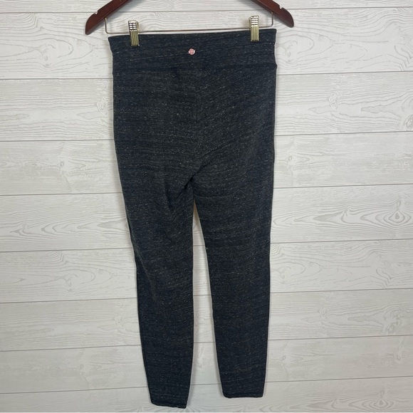 CALIA By Carrie Underwood Outfit Set Gray Two Piece Leggings Size Small - Picture 4 of 11